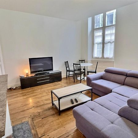 Appartamento Wonderhost, Superbes Volumes Et Charme De L'Ancien Pau Esterno foto