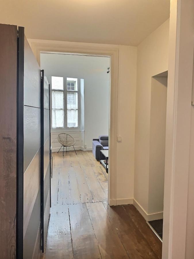 Appartamento Wonderhost, Superbes Volumes Et Charme De L'Ancien Pau Esterno foto