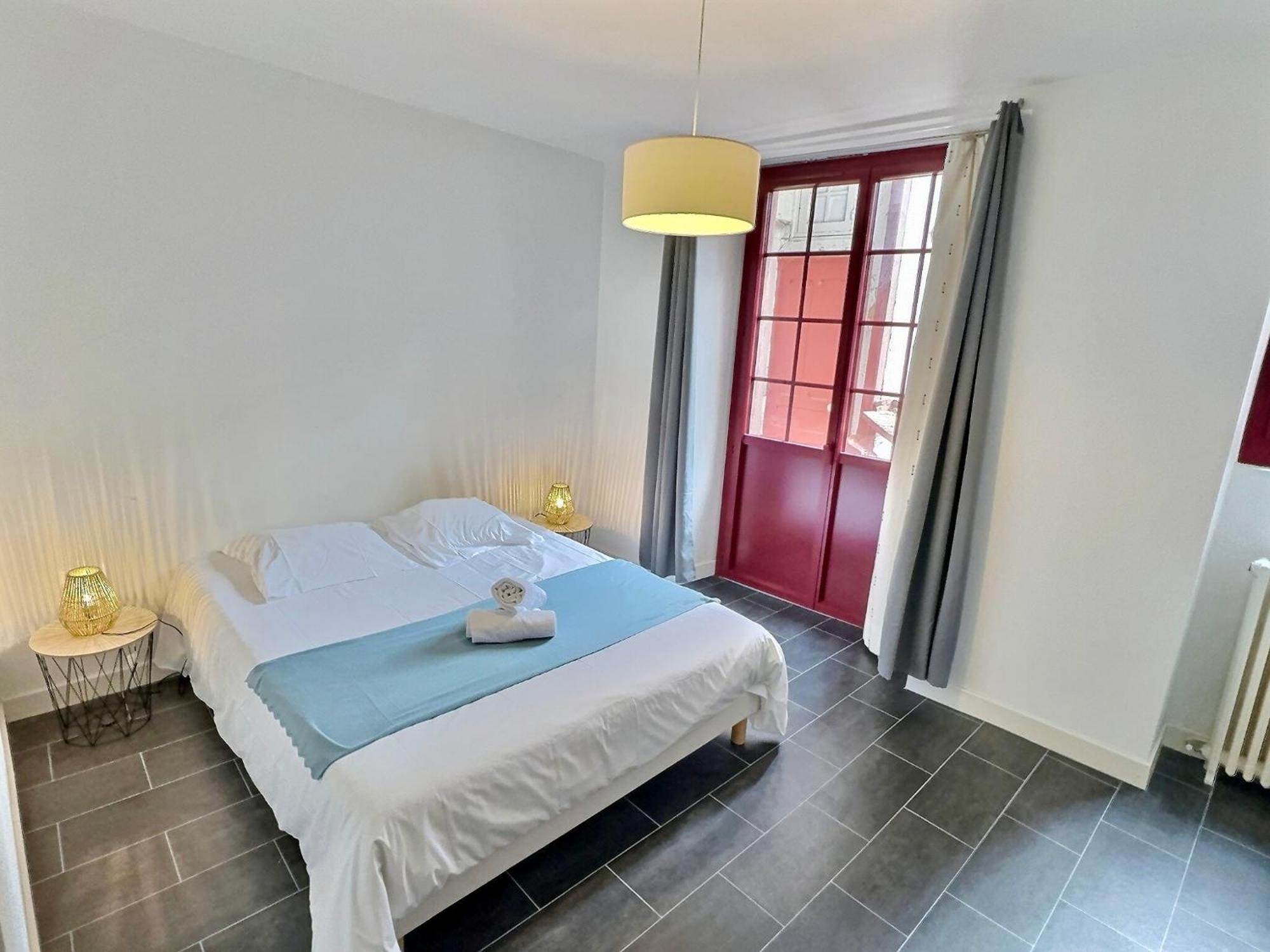 Appartamento Wonderhost, Superbes Volumes Et Charme De L'Ancien Pau Esterno foto